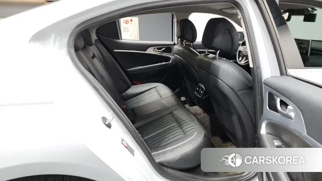 Genesis G70 2019 Серебристо-серый из Кореи, фото 3