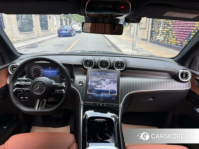 Mercedes-Benz GLC 2024 Черный из Китая, фото 3