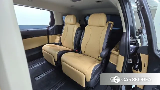 Kia Carnival 4th generation 2023 Серый из Кореи, фото 3