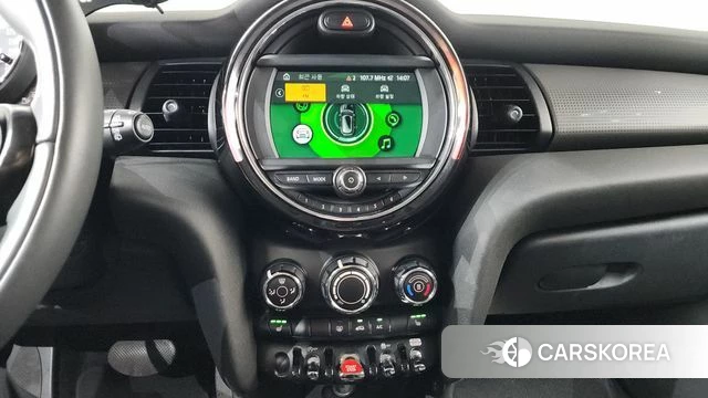 Mini Cooper 2020 Черный из Кореи, фото 3