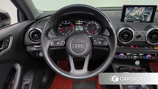 Audi New A3 2018 Черный из Кореи, фото 3