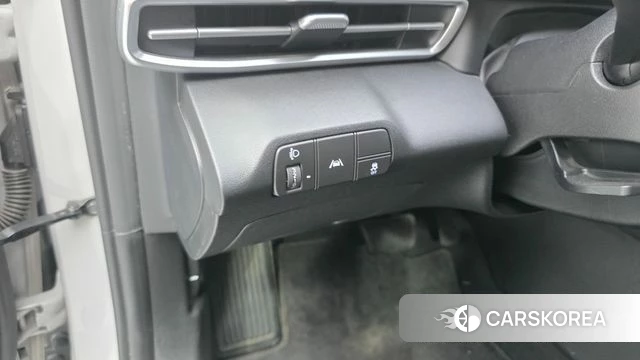 Hyundai Avante (CN7) 2020 Серебристо-серый из Кореи, фото 3