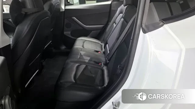 Tesla Model Y 2021 Белый из Кореи, фото 3