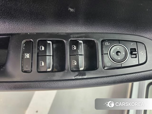 Hyundai Grandeur IG 2019 Серебристо-серый из Кореи, фото 3