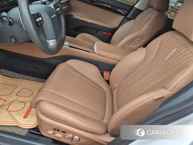 Hyundai Grandeur Hybrid (GN7) 2024 Белый из Кореи, фото 3