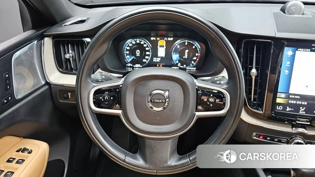 Volvo XC60 second Generation 2019 Черный из Кореи, фото 3