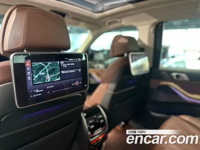 BMW X7 (G07) id 2690439 из Кореи 3