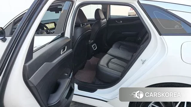 Kia K5 3rd generation 2023 Белый из Кореи, фото 3