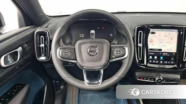 Volvo C40 Richards 2022 Белый из Кореи, фото 3