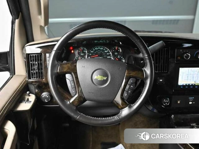 Chevrolet Express Van 2018 Черный из Кореи, фото 3