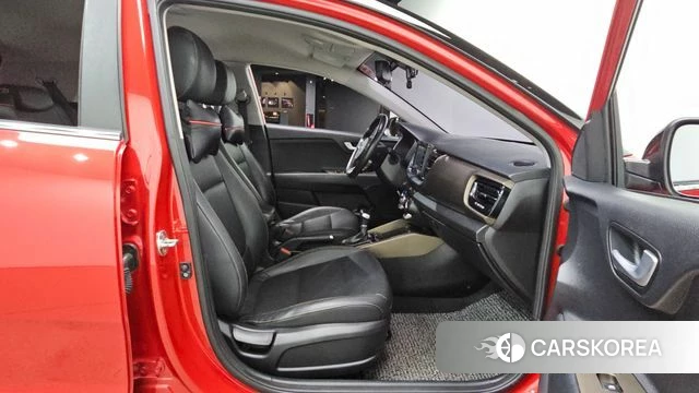 Kia Stonic 2018 Красный из Кореи, фото 3