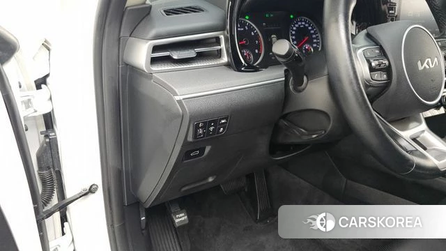 Kia K5 3rd generation 2022 Белый из Кореи, фото 3