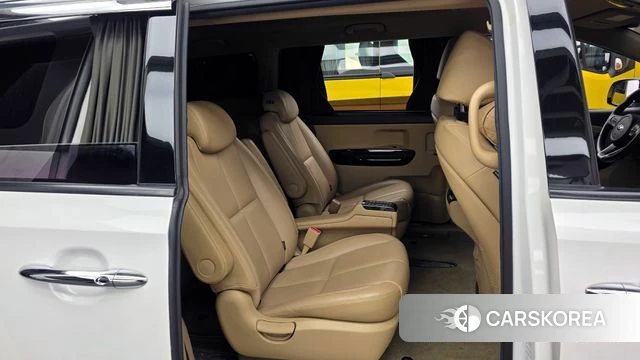 Kia The New Carnival 2019 Белый из Кореи, фото 3