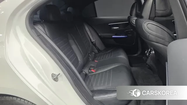 Mercedes-Benz C-Class W206 2022 Белый из Кореи, фото 3