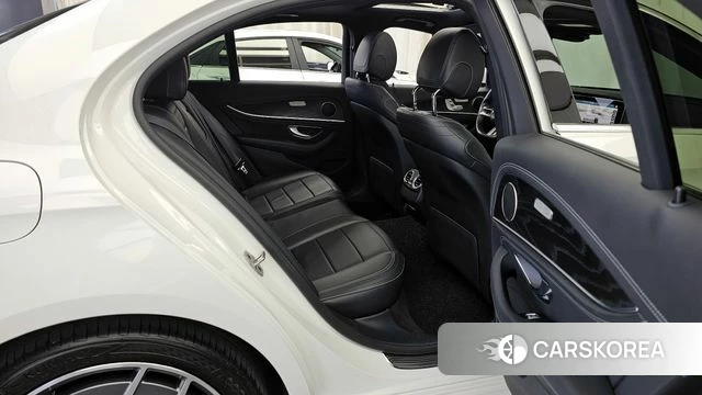 Mercedes-Benz E-Class W213 2020 Белый из Кореи, фото 3