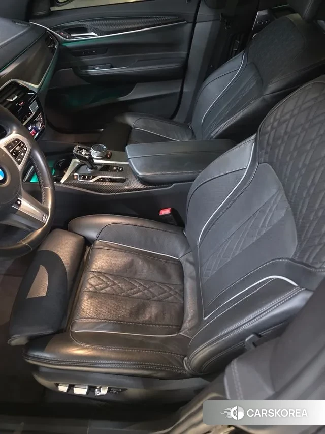 BMW 6 Series GT (G32) 2022 Черный из Кореи, фото 3