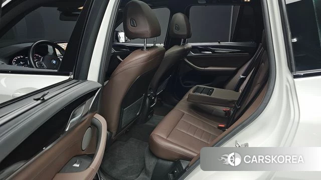 BMW X3 (G01) 2024 Белый из Кореи, фото 3