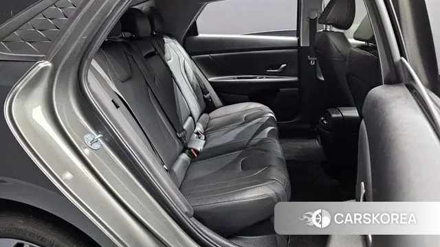 Hyundai The New Avante Hybrid (CN7) 2023 Серый из Кореи, фото 3