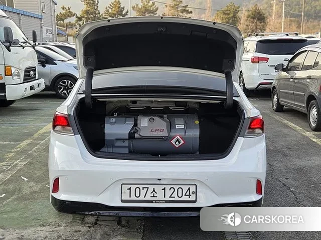 Hyundai Sonata New Rise 2019 Белый из Кореи, фото 3