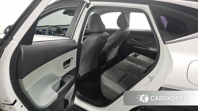 Hyundai Kona (SX2) 2025 Белый из Кореи, фото 3