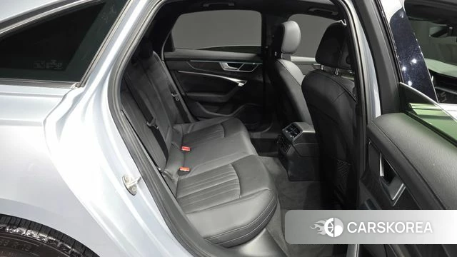 Audi A6 (C8) 2020 Серебряный из Кореи, фото 3