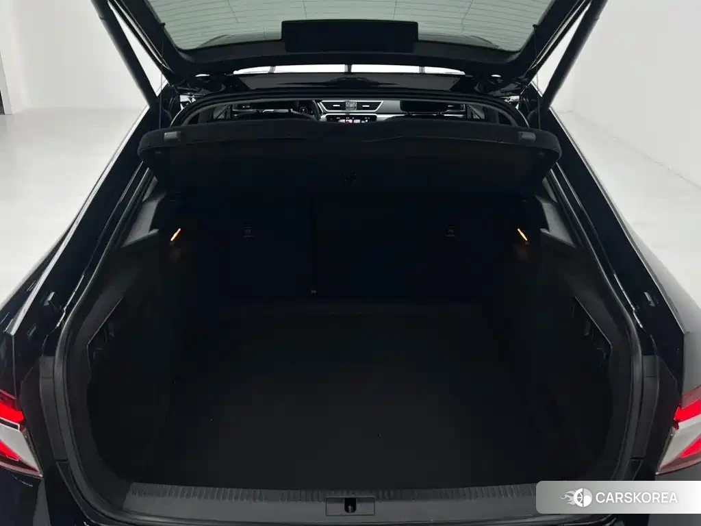 Skoda Superb 2024 Черный из Китая, фото 4