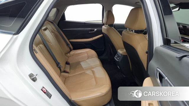 Hyundai Sonata (DN8) 2019 Белый из Кореи, фото 3
