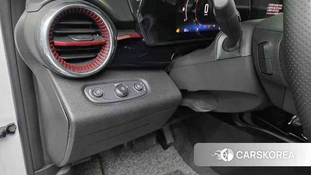 Chevrolet (GM Daewoo) Trax Crossover 2023 Белый из Кореи, фото 3