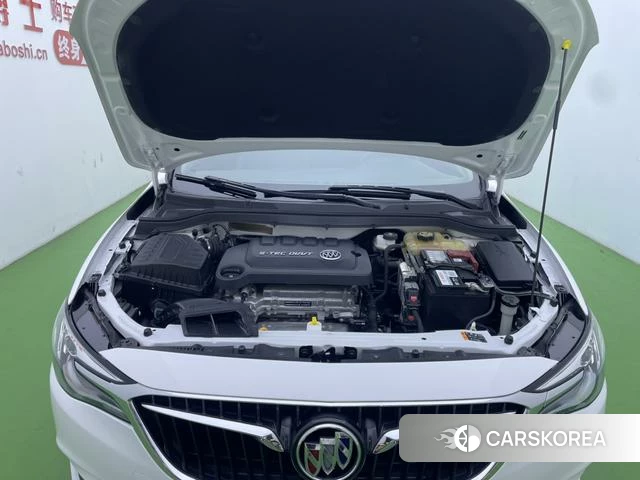 Buick Yinglang 2021 Белый из Китая, фото 3