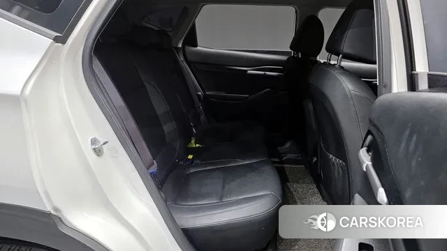 Kia Seltos 2022 Белый из Кореи, фото 3