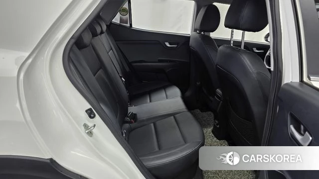 Kia Stonic 2018 Белый из Кореи, фото 3