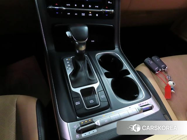 Kia Carnival 4th generation 2022 Белый из Кореи, фото 3