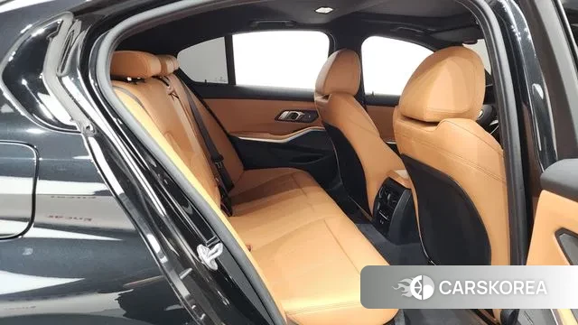 BMW 3 Series (G20) 2024 Черный из Кореи, фото 3