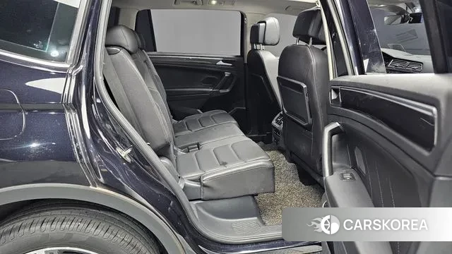 Volkswagen Tiguan Allspace 2020 Черный из Кореи, фото 3