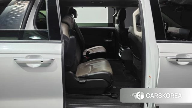 Kia The New Carnival 4th Generation 2023 Белый из Кореи, фото 3