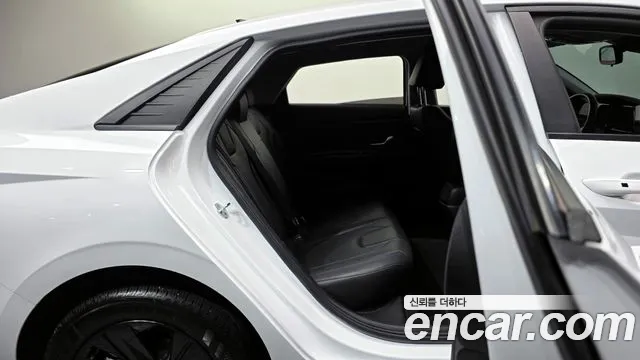 Hyundai Avante (CN7) 2022 Белый из Кореи, фото 3