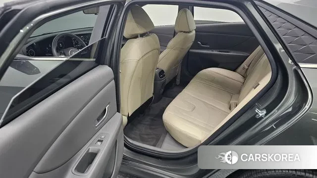 Hyundai The New Avante (CN7) 2024 Серый из Кореи, фото 3