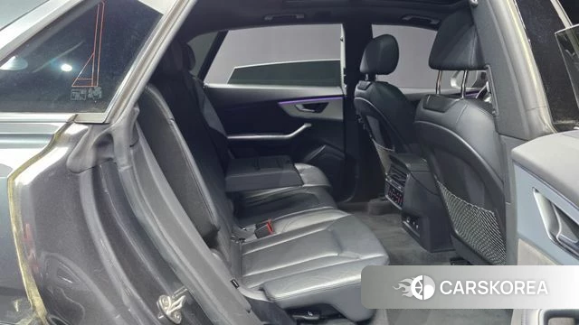 Audi Q8 (4M) 2021 Серый из Кореи, фото 3