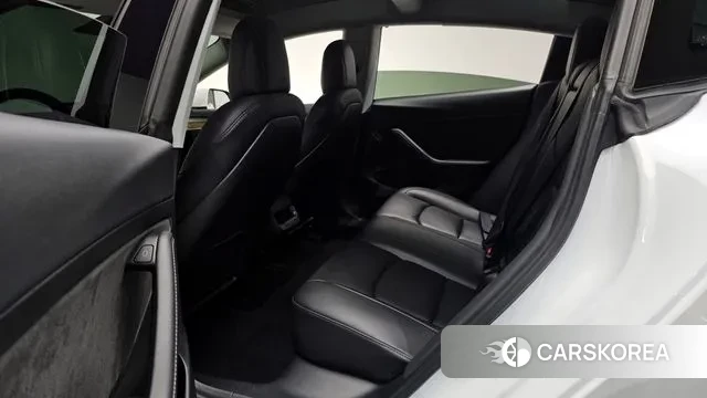 Tesla Model 3 2021 Белый из Кореи, фото 3