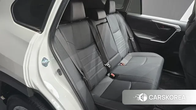 Toyota RAV4 5th Generation 2021 Белый из Кореи, фото 3