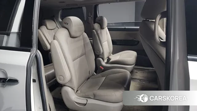 Kia The New Carnival 2019 Белый из Кореи, фото 3