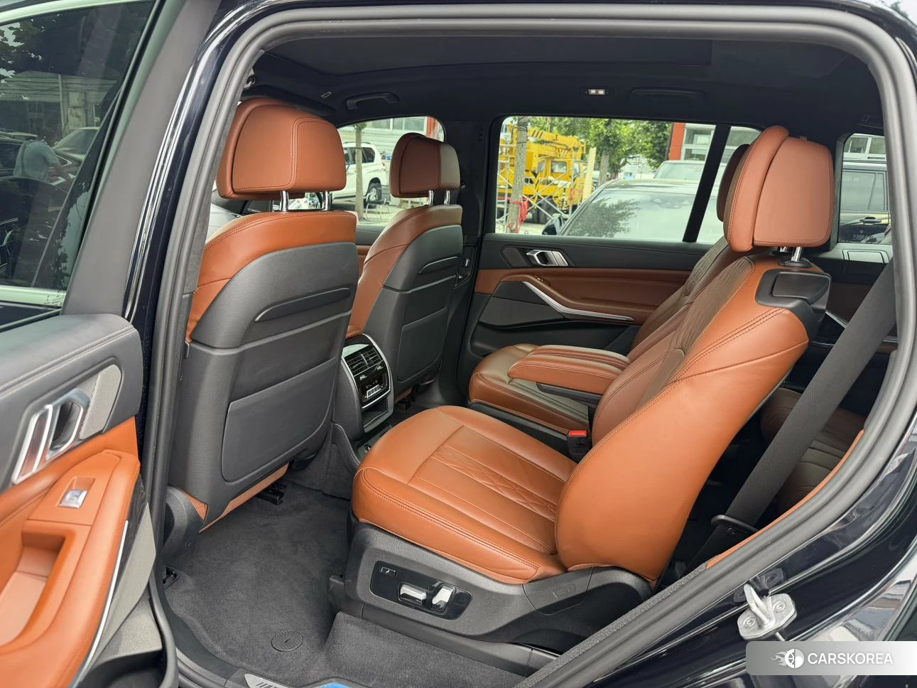 BMW X7 2021 Черный из Китая, фото 3