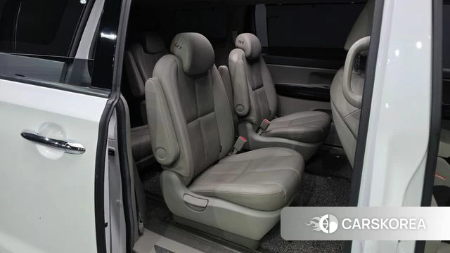 Kia All New Carnival 2018 Белый из Кореи, фото 3