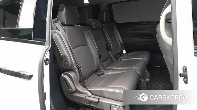 Honda Odyssey 2022 Белый из Кореи, фото 3