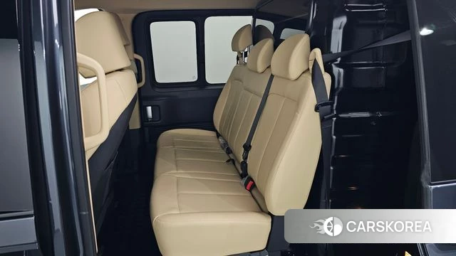 Hyundai Staria 2023 Серый из Кореи, фото 3