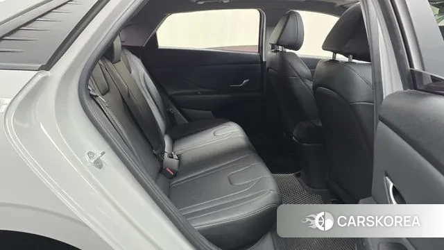 Hyundai Avante (CN7) 2020 Серебристо-серый из Кореи, фото 3