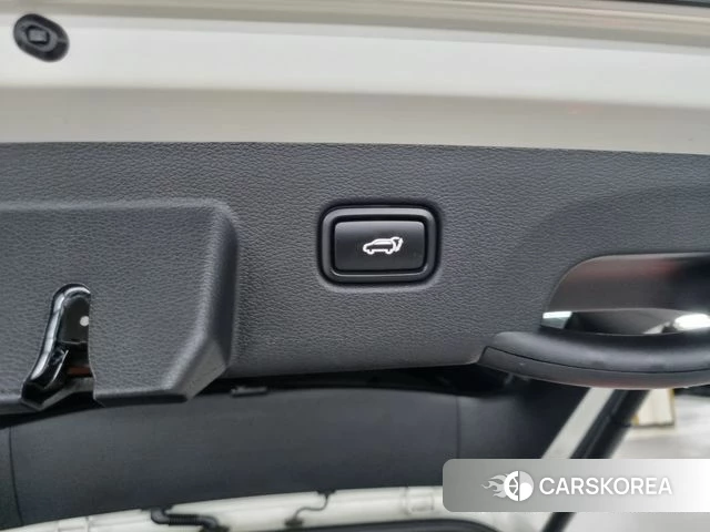 Kia Sportage 5th Generation 2024 Белый из Кореи, фото 3