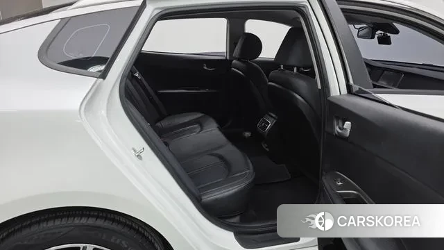 Kia The New K5 2nd generation 2019 Белый из Кореи, фото 3