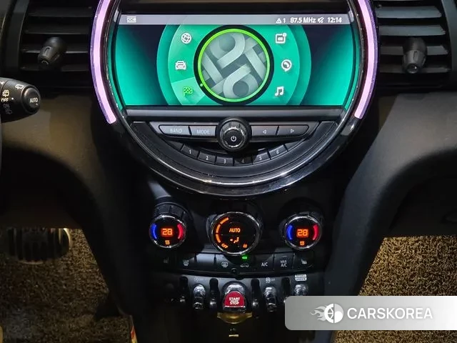 Mini Cooper 2021 Красный из Кореи, фото 3