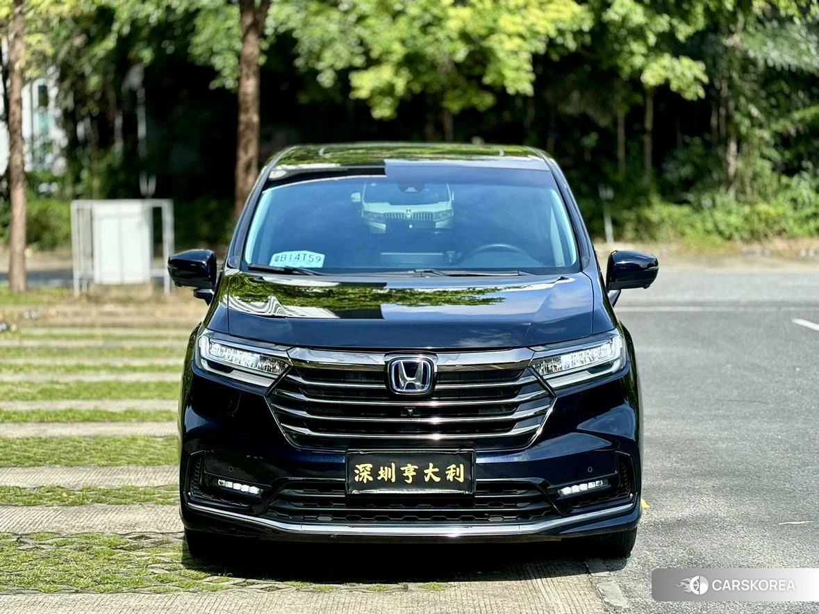 Honda Odyssey 2021 Синий из Китая, фото 3